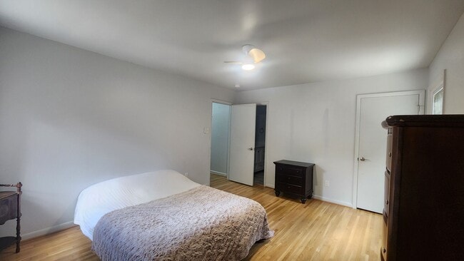 Building Photo - Wonderfully Updated Home On the Edge of Po...