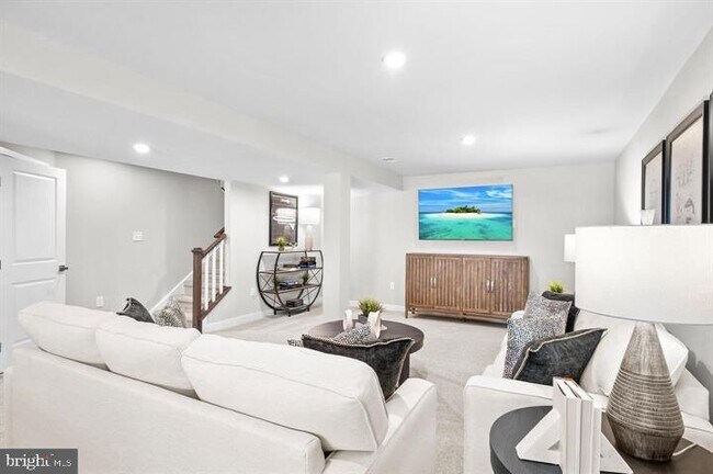 Building Photo - 141 Dithridge Dr