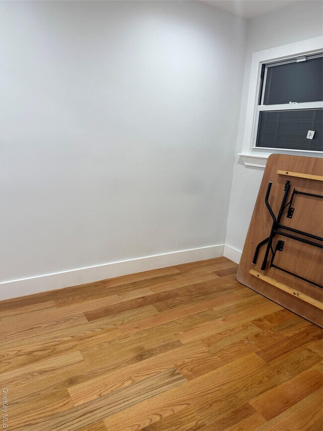 Building Photo - 120-60 200th St