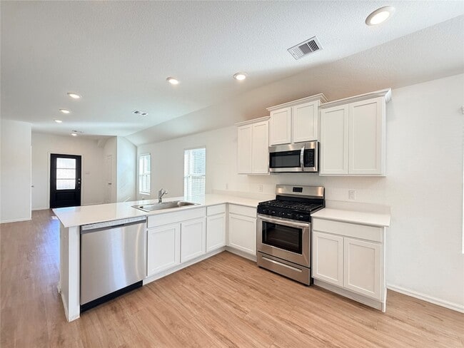 Building Photo - 2023 Foxtail Crk Ct