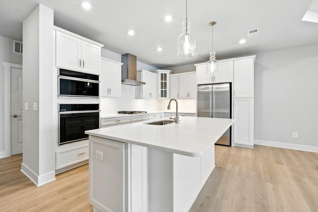 Building Photo - 218 Switchgrass Wy