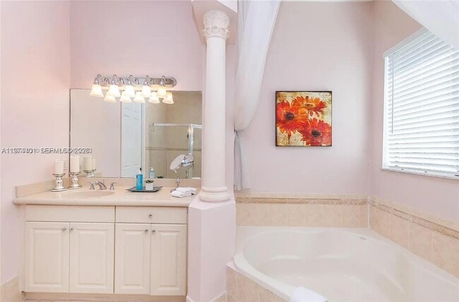 Building Photo - 7408 SW 189th Terrace