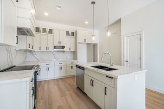 Building Photo - 3803 NW 93rd St