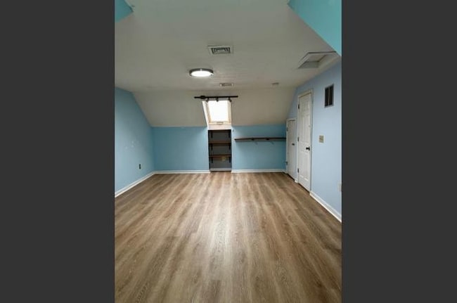 Building Photo - 41 Albury Stone Cir