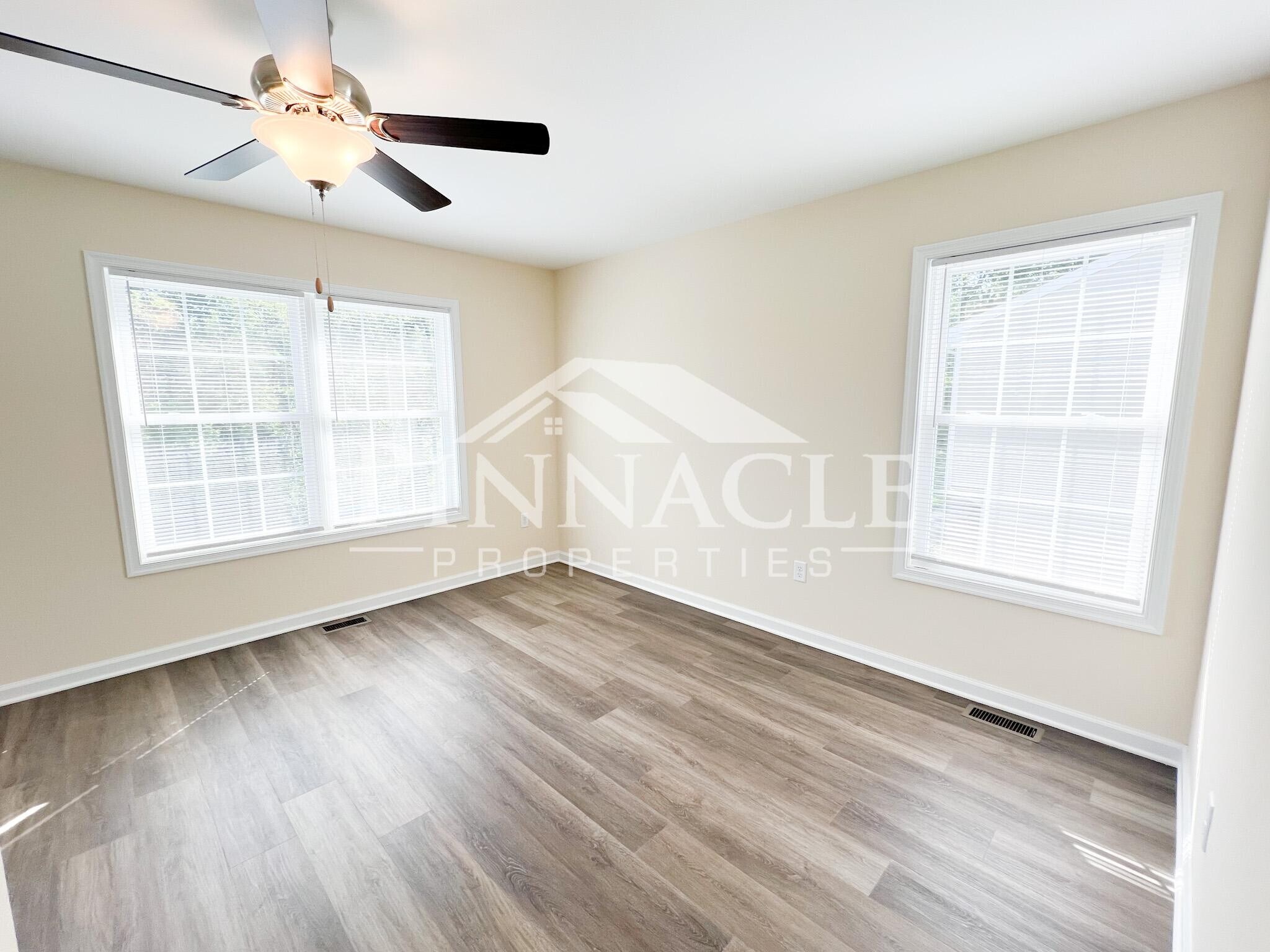 Building Photo - 213 Munford St