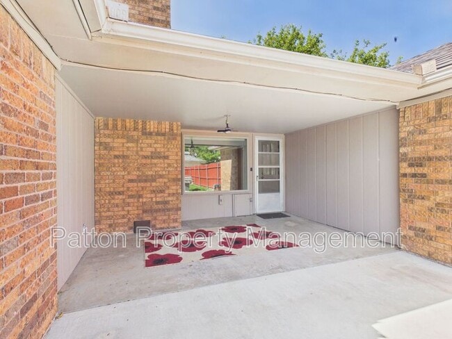 Building Photo - 6810 Montague Dr