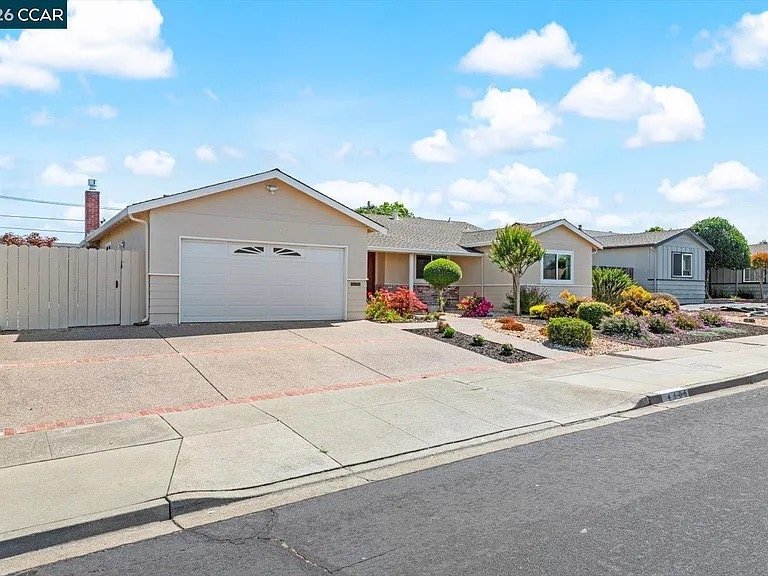 Building Photo - 4605 Wilson Ln