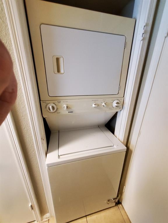 Building Photo - 2750 Holly Hall St