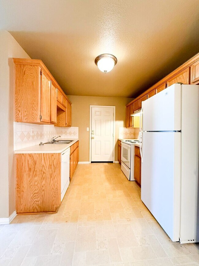 Building Photo - 1712 Ute Trail