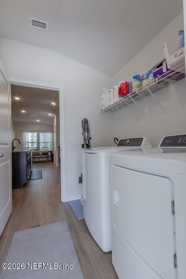Building Photo - 5542 Ortega Bluff Ln