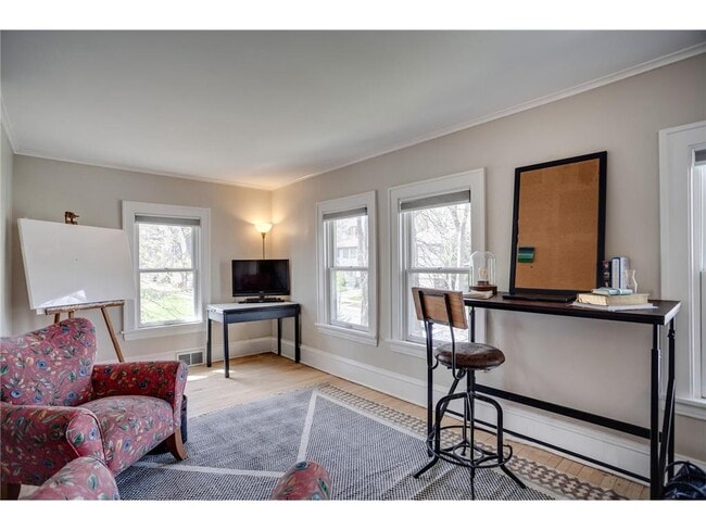 Building Photo - 3521 Girard Ave S