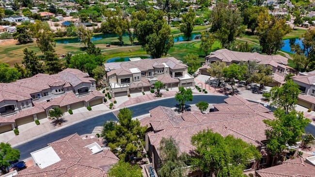 Building Photo - 11000 N 77th Pl