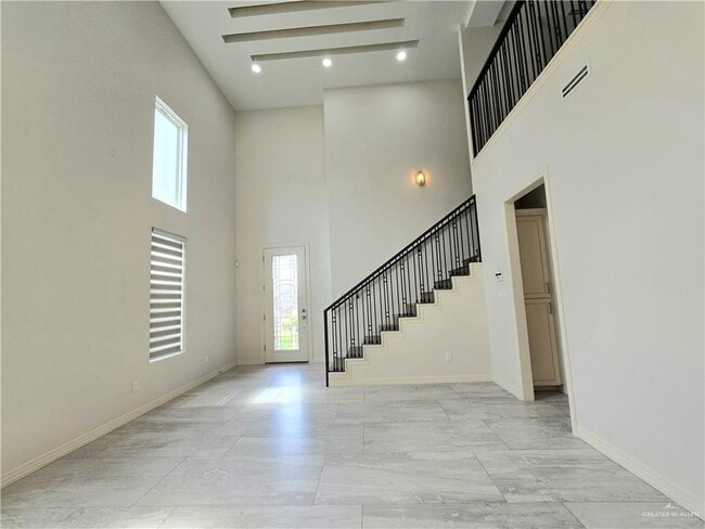 Building Photo - 24 Dorado Dr