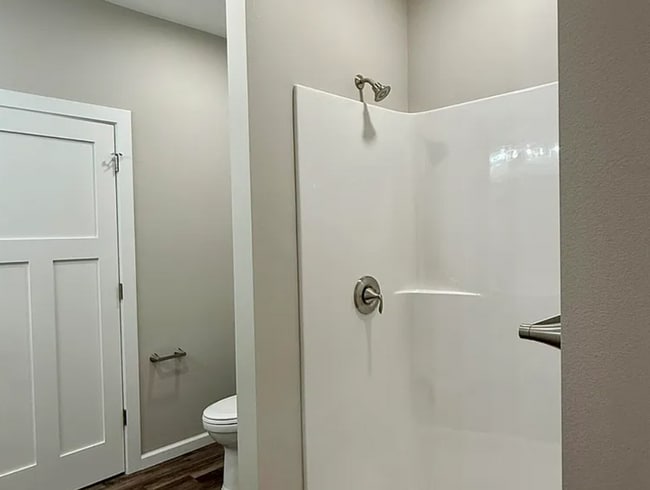 Building Photo - 1120/1122 Carl Rd