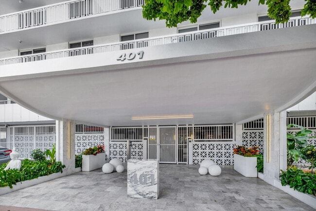 Primary Photo - 401 Ocean Dr