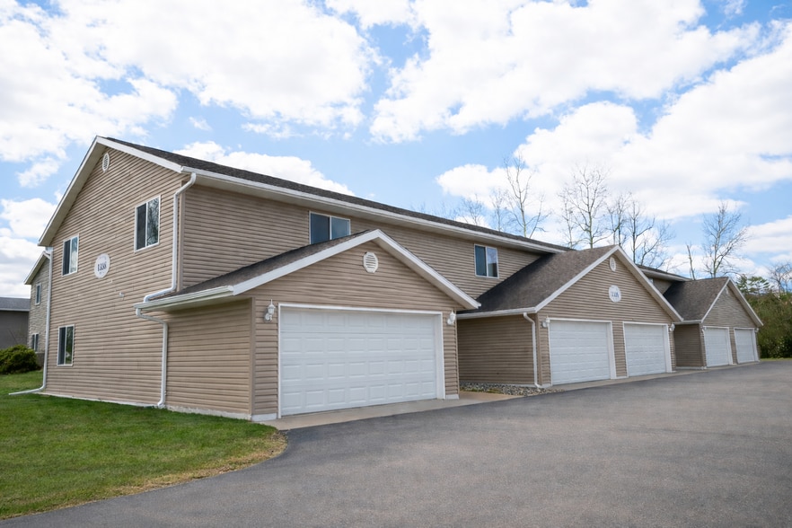 Building Photo - Mark Ave Townhomes