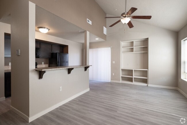 Interior Photo - Centerpoint Townhomes