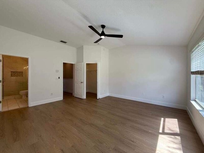 Building Photo - 2608 Chelsea Manor Blvd
