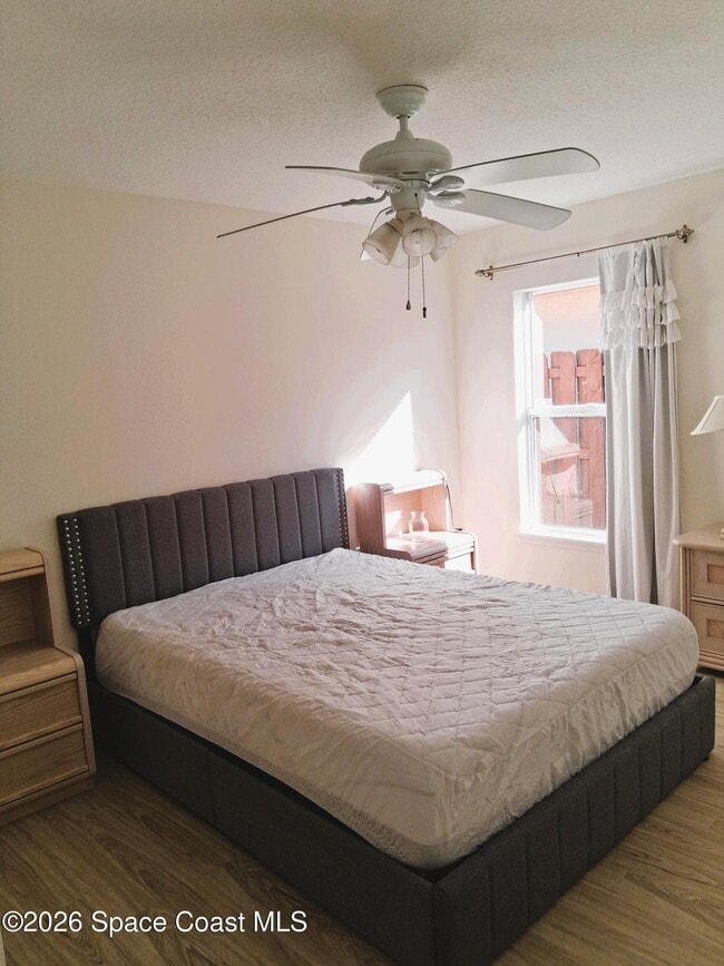 Building Photo - 4550 Bellaluna Dr