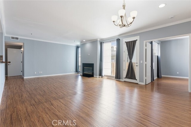 Building Photo - 5350 White Oak Ave