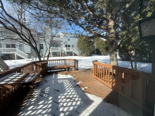 Building Photo - 210 Shadybrook Ln