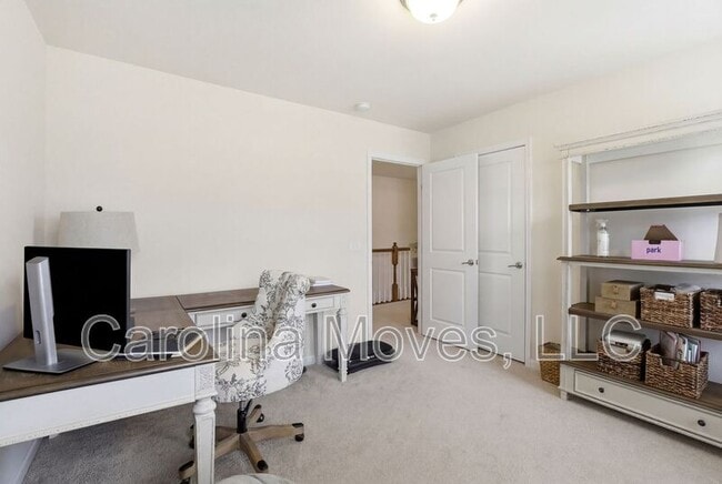 Building Photo - 126 Middleby Way