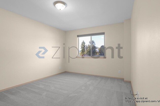 Building Photo - 2636 Reid Ave