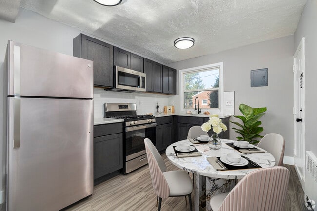 Building Photo - Pleasant Harbor Apartments