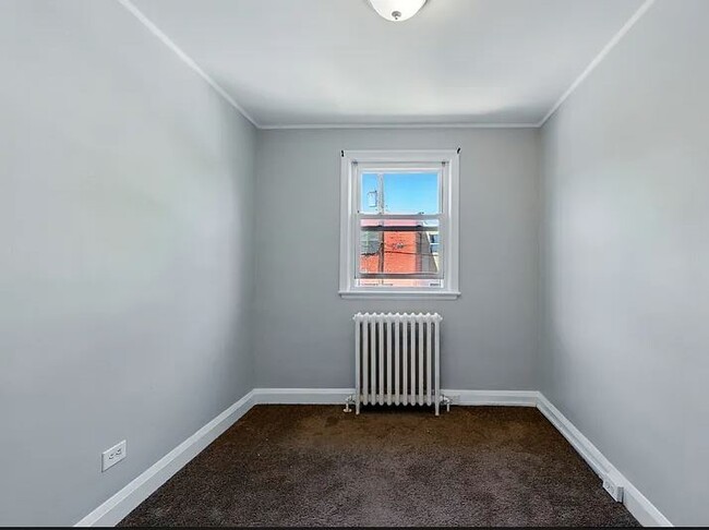 Building Photo - 5306 Ready Ave