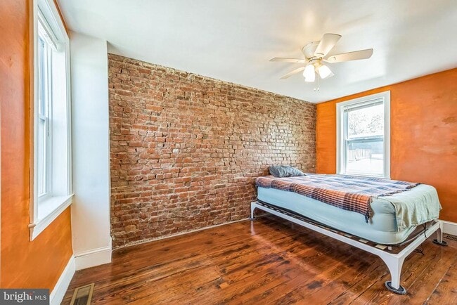 Building Photo - 3563 Lafayette St