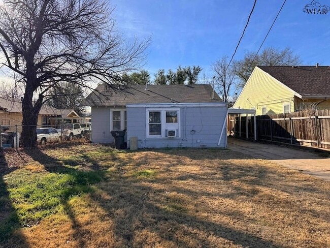 Building Photo - 2130 Ave J