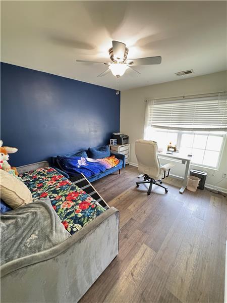 Building Photo - 320 Grasslands Dr