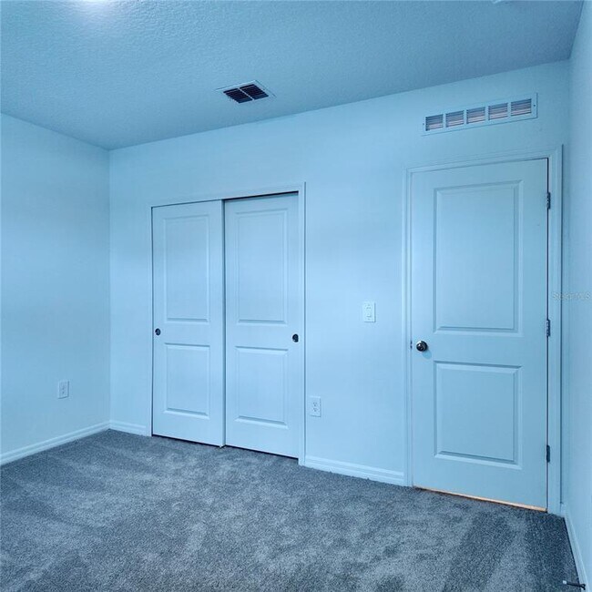 Building Photo - 4752 Cloister St