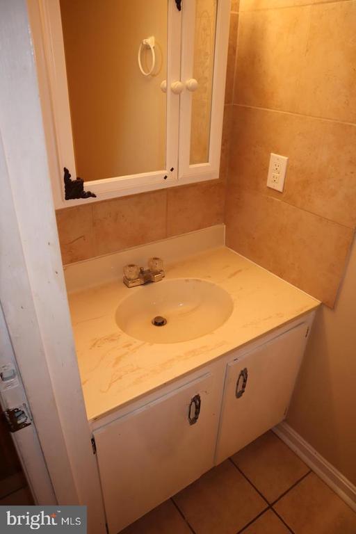 Building Photo - 18315 Allspice Dr