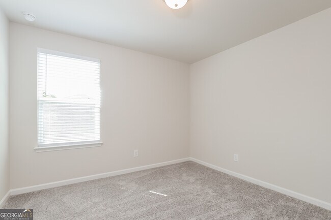 Building Photo - 5808 Hackberry Ln