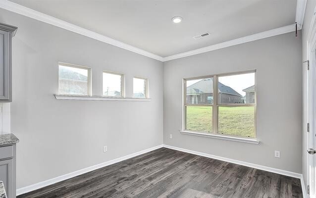 Building Photo - 111 River Haven Dr