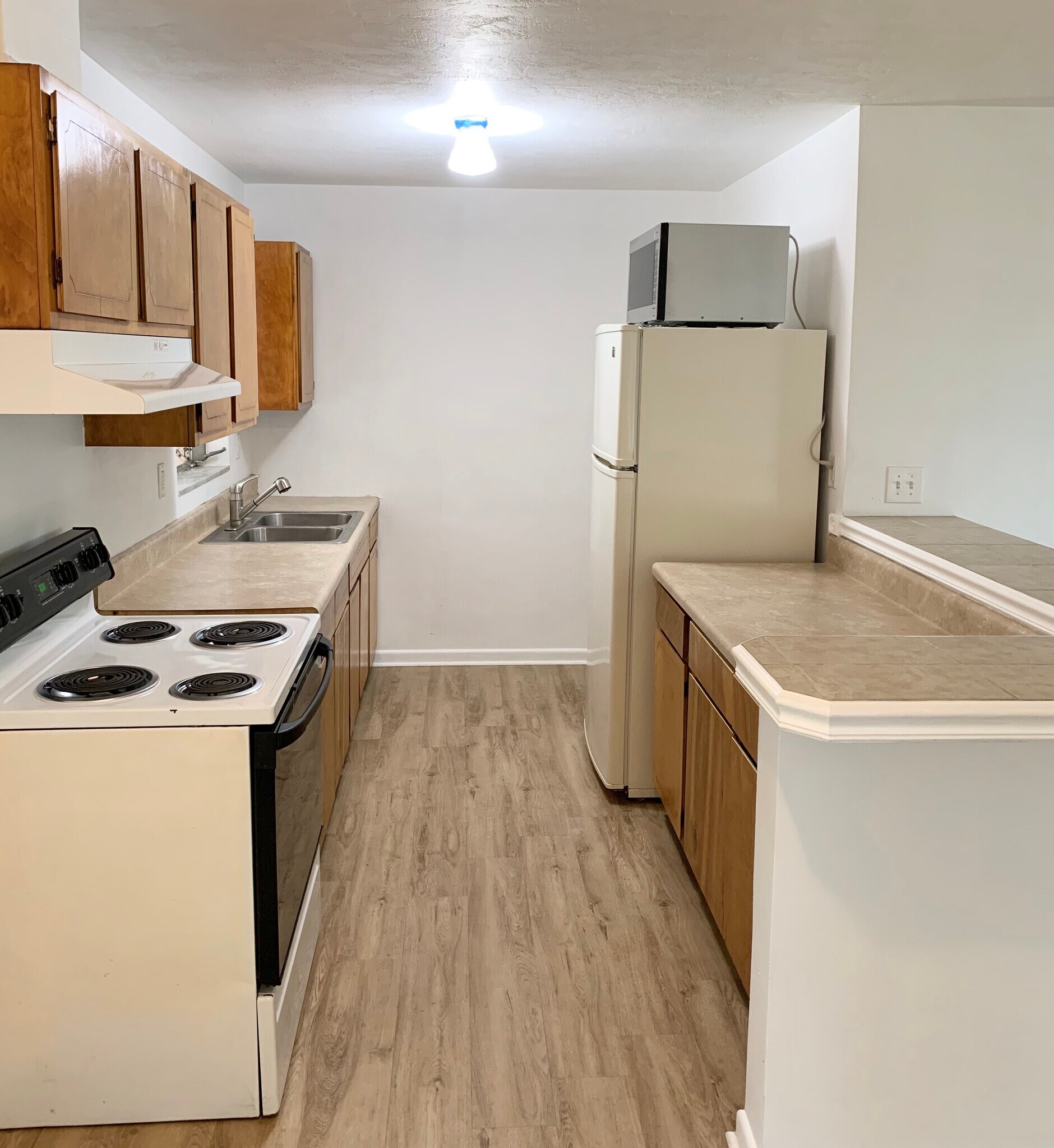 Building Photo - 1270 Whitewood Dr