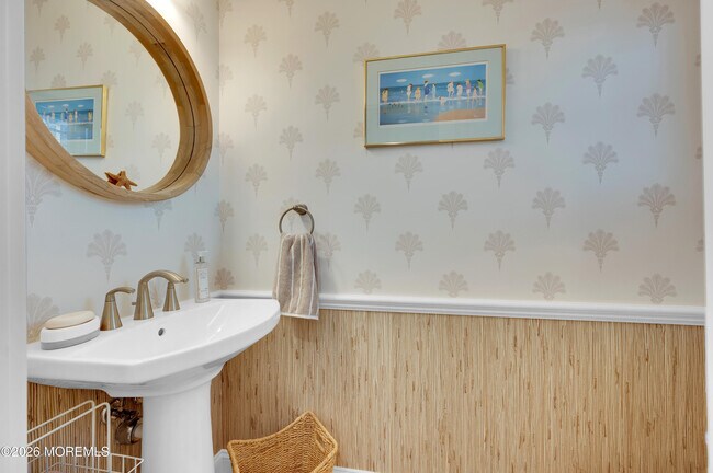 Building Photo - 27 Shell Rd