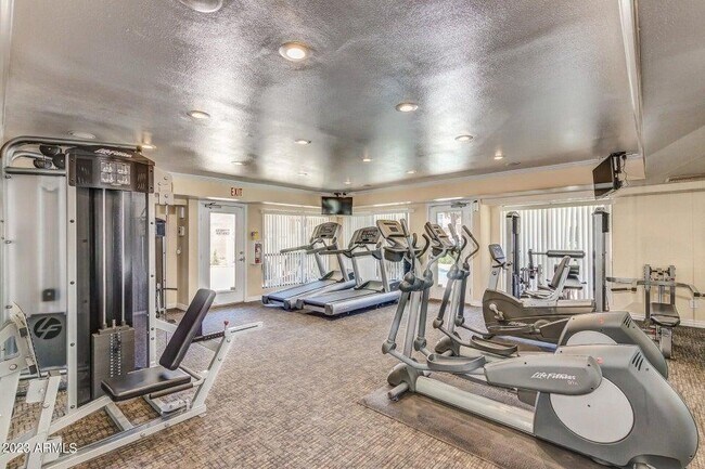 Building Photo - 3434 W Danbury Dr