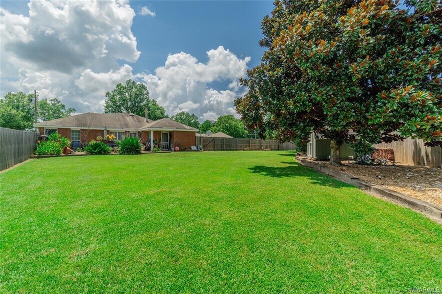 Building Photo - 515 Bridlebrook Ct