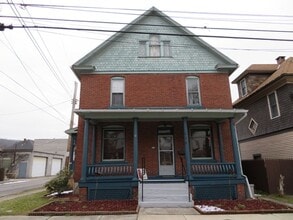 Building Photo - Arnheiter-214 Barron Avenue
