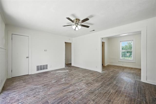 Building Photo - 504 Bonham St