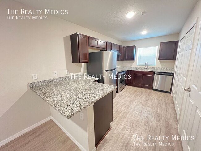 Building Photo - 41 Juniper Pass