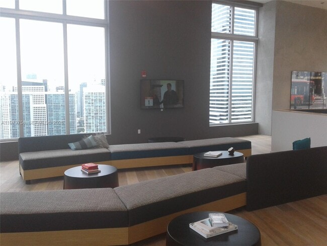 Building Photo - 151 SE 1st St