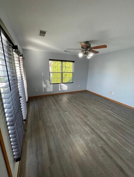 Building Photo - 1738 Beech Dr