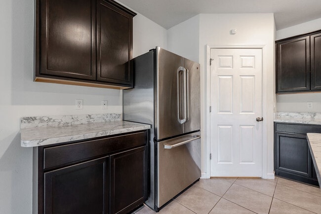 Building Photo - 3202 SW Martin St