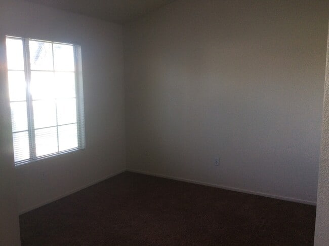 Building Photo - 7314 Sandrinilla St
