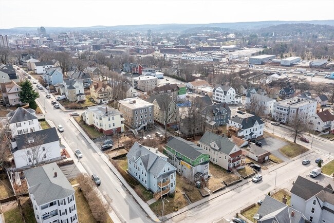 Building Photo - 74 Green Hill Pkwy