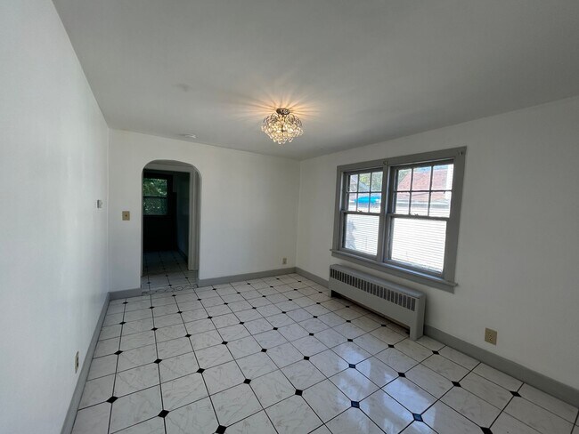 Building Photo - 1701 2nd St