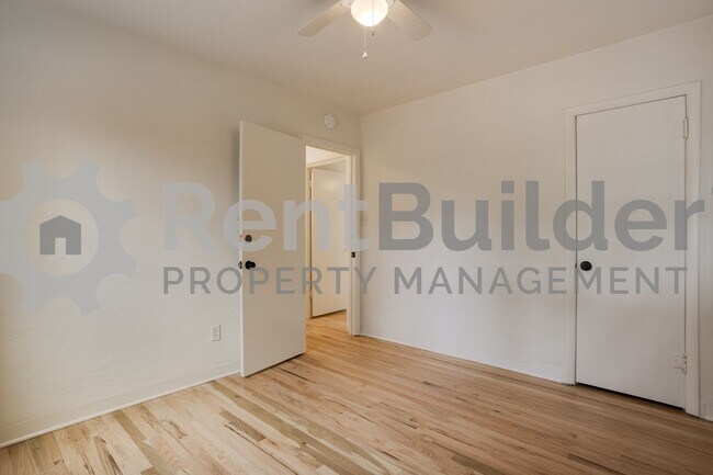 Building Photo - CALL US TODAY AT (505) 808-6467 TO SCHEDULE A CONVENIENT SHOWING